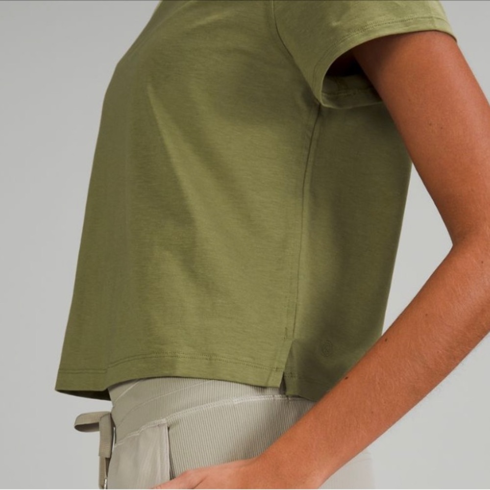 Lululemon classic fit cotton blend tee BNWT